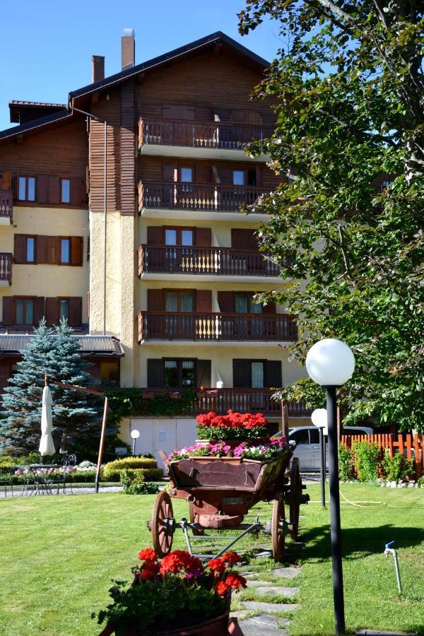 Hotel Bucaneve Bardonecchia Ngoại thất bức ảnh