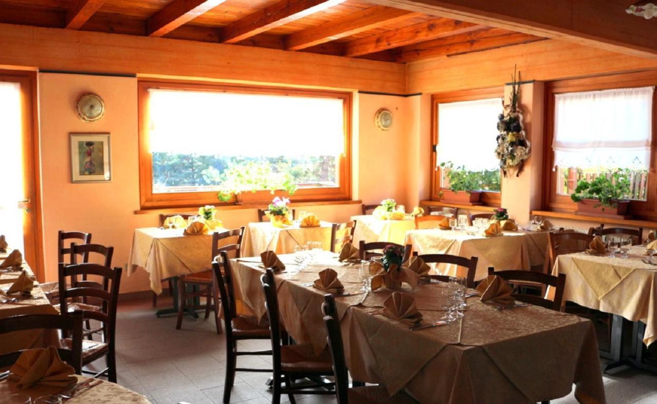 Hotel Bucaneve Bardonecchia Ngoại thất bức ảnh