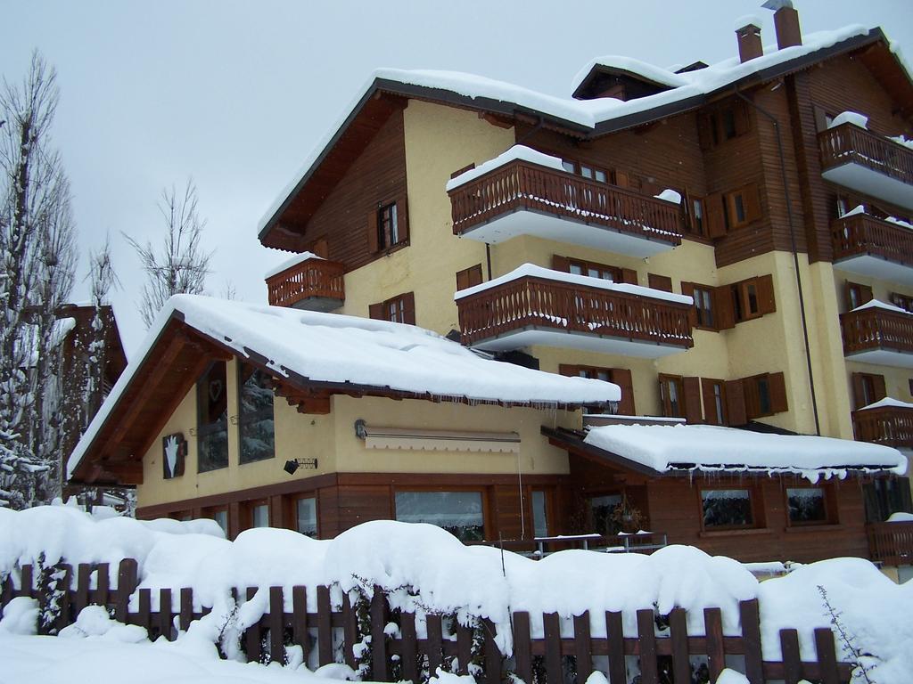 Hotel Bucaneve Bardonecchia Ngoại thất bức ảnh
