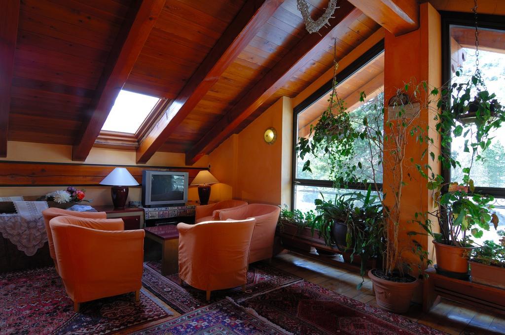Hotel Bucaneve Bardonecchia Ngoại thất bức ảnh