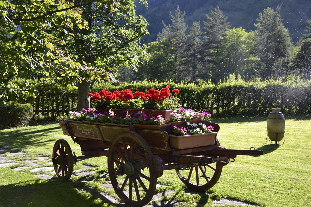 Hotel Bucaneve Bardonecchia Ngoại thất bức ảnh