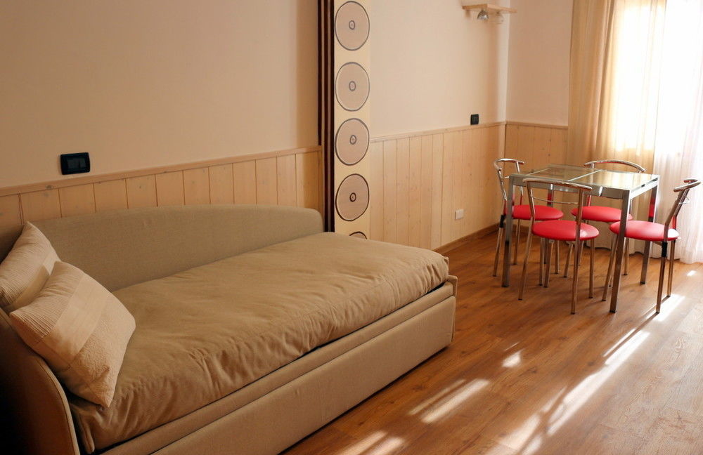 Hotel Bucaneve Bardonecchia Ngoại thất bức ảnh